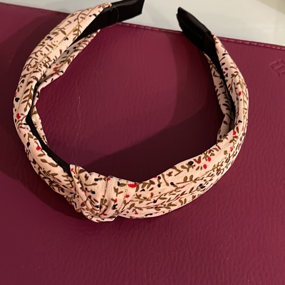 Closet Clearance on Ladies Jewels NWT (#11) - Picture 4 of 7